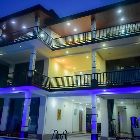 Minuri Villa ヒッカドゥワ エクステリア 写真