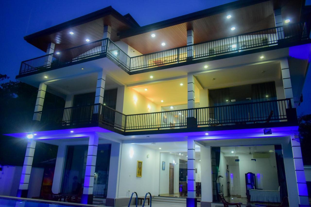Minuri Villa ヒッカドゥワ エクステリア 写真