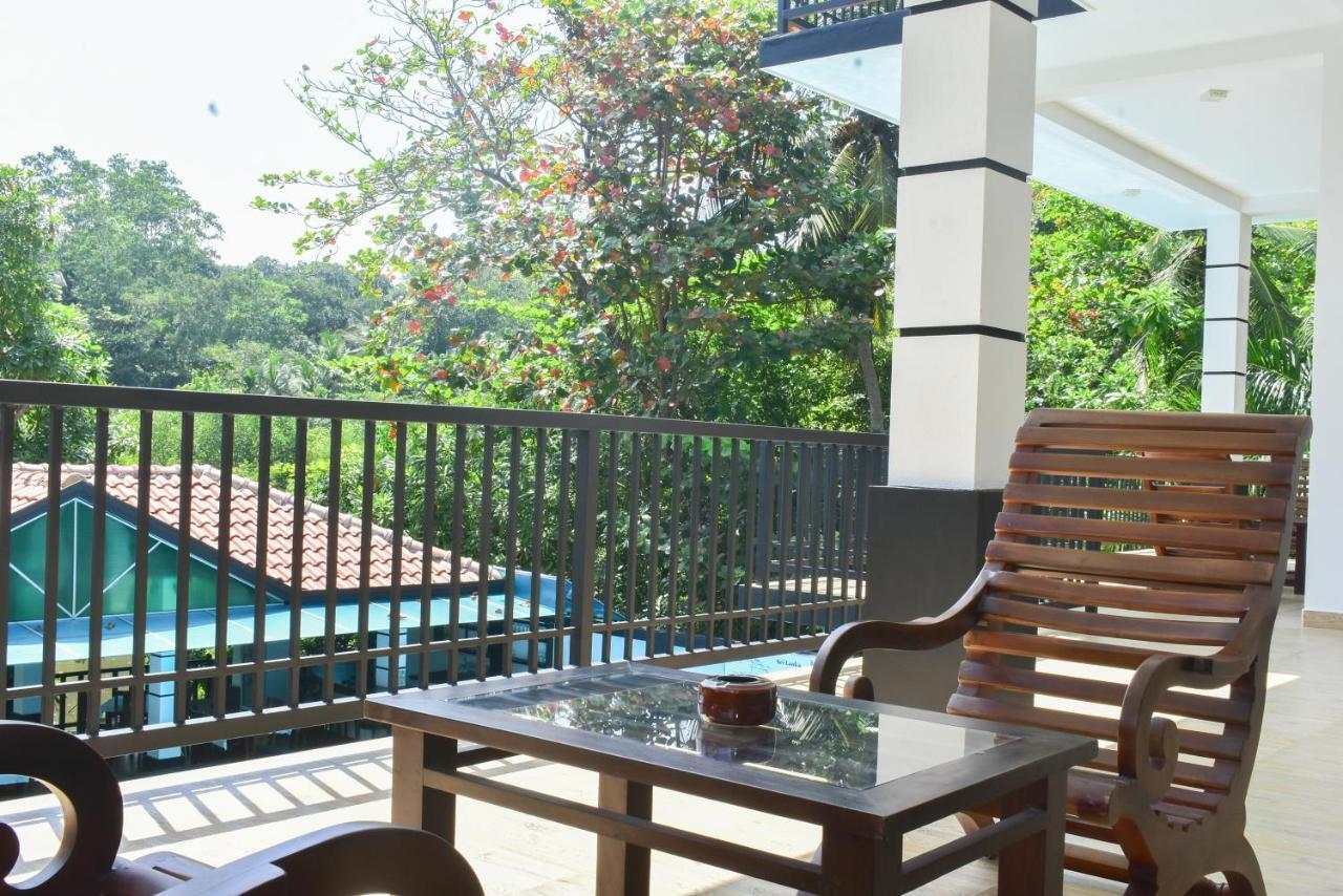 Minuri Villa ヒッカドゥワ エクステリア 写真