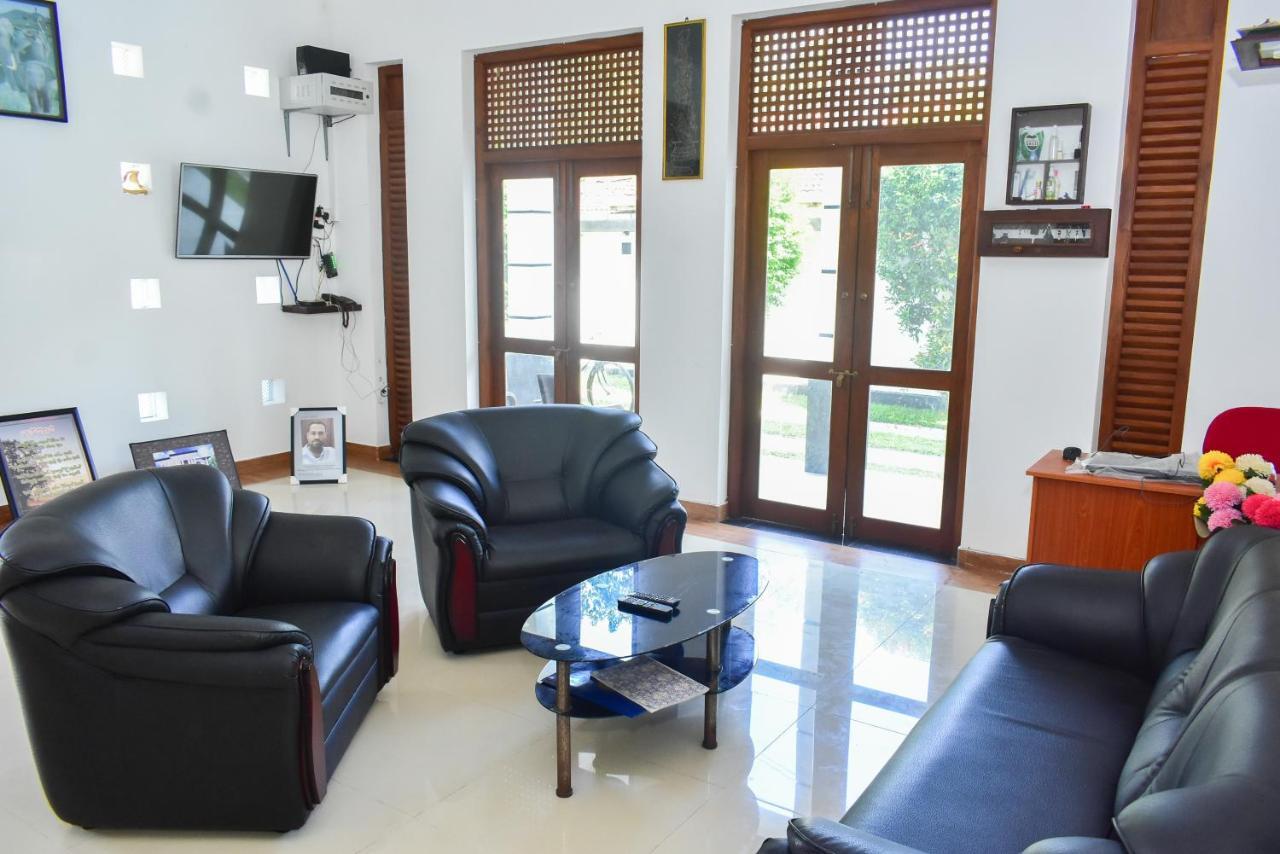 Minuri Villa ヒッカドゥワ 部屋 写真