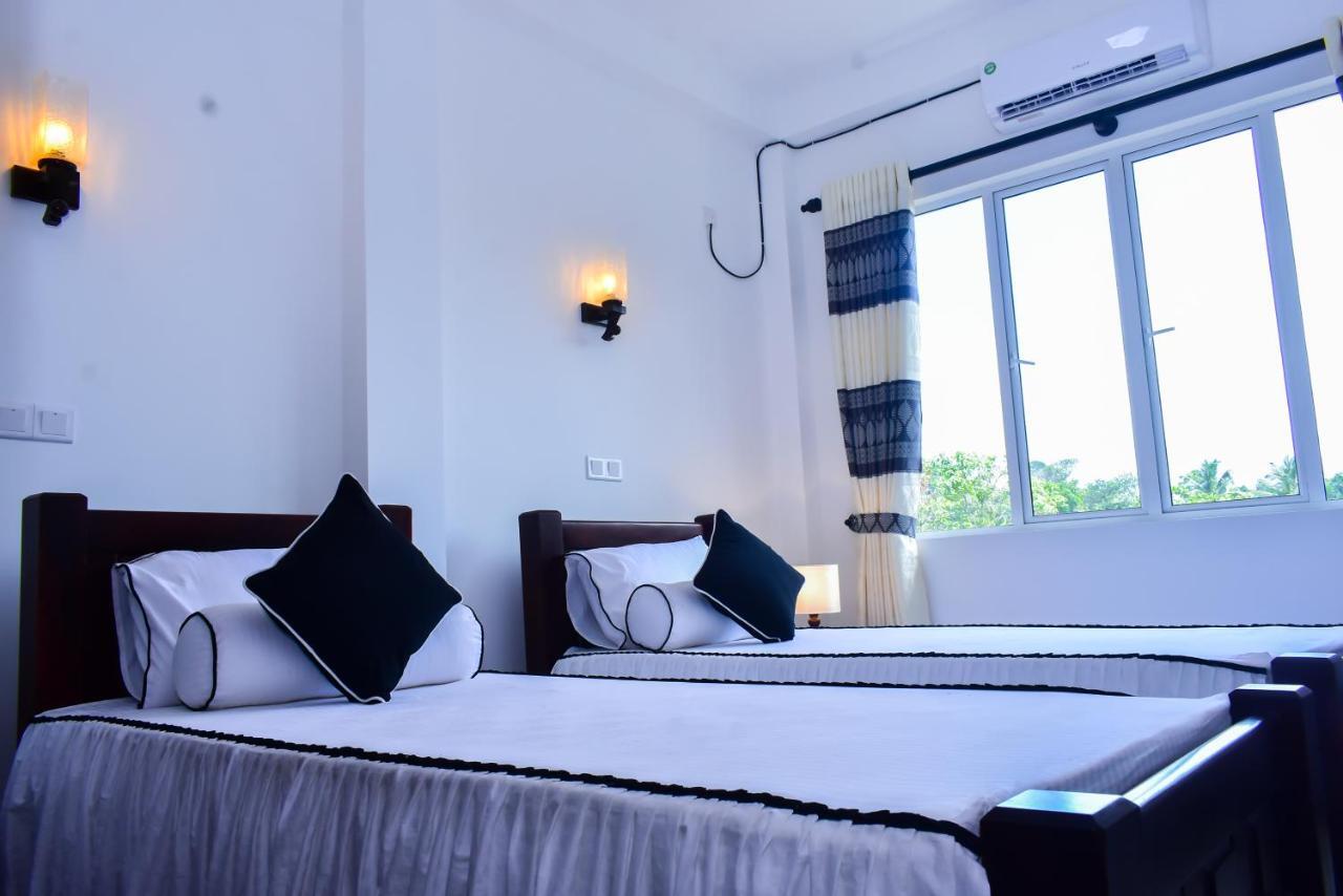 Minuri Villa ヒッカドゥワ エクステリア 写真